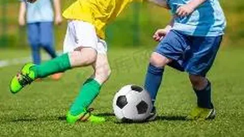 “2025回顾：港人热议体育风云，梅西与张家朗之外亮点纷呈”